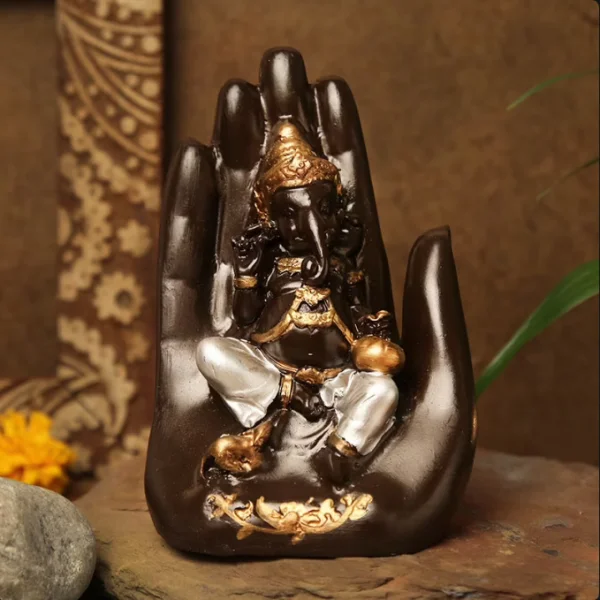 Ganesha Idol On Hand 499