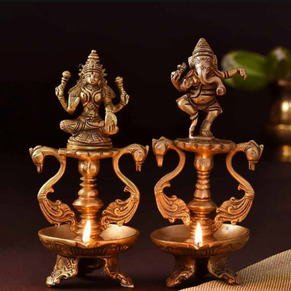 Lakshmi Ganesha Brass Diya Set